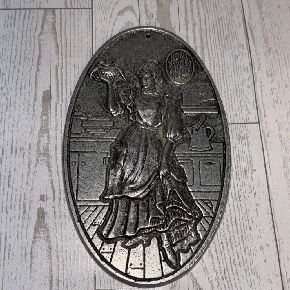 Vintage Carson Bun Warmer Home Sweet Home Pewter Farmhouse Decor Wall Plaque
